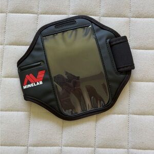 Minelab Black Arm Pouch for ID and cards